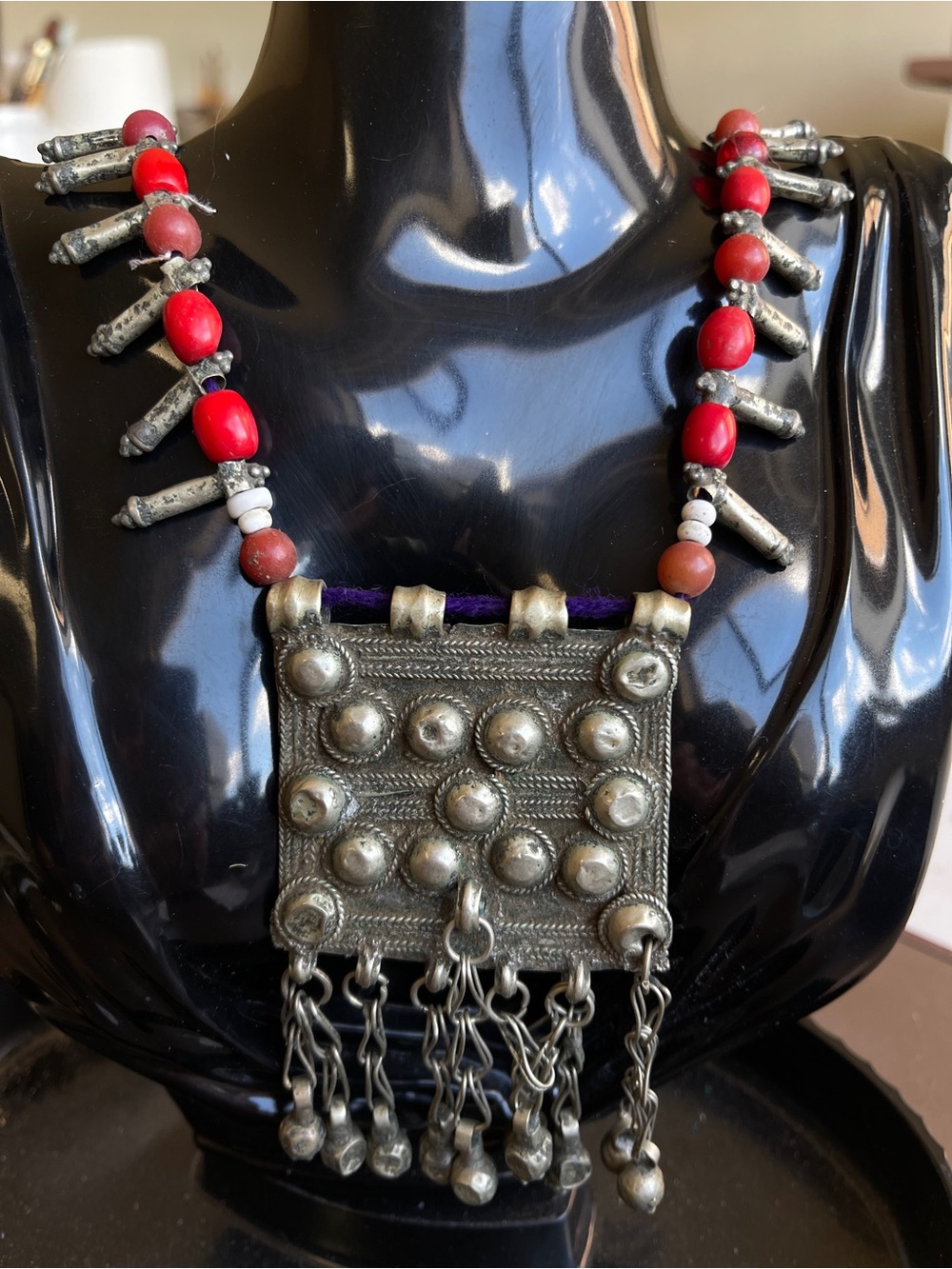 Gorgeous Vintage Ethiopian Coral Glass Beads Silver-tone Large Pendant Necklace